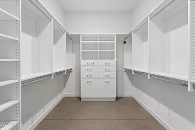 37021 N Holiday Lane, Carefree, AZ 85377 - Photo 57