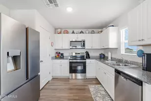 11142 W Xavier Dr, Arizona City, AZ 85123 - Photo 7