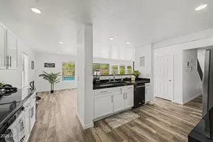 5116 E Peak View Rd, Cave Creek, AZ 85331 - Photo 11