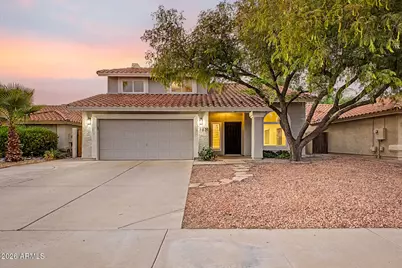 4236 E Amberwood Drive, Phoenix, AZ 85048 - Photo 1