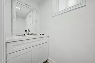 5530 N 61st Ave, Glendale, AZ 85301 - Photo 17