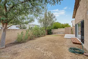2210 E Menadota Dr, Phoenix, AZ 85024 - Photo 35