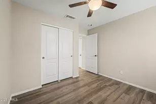 2210 E Menadota Dr, Phoenix, AZ 85024 - Photo 29
