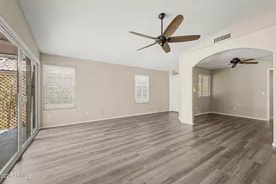 2210 E Menadota Drive, Phoenix, AZ 85024 - Photo 9