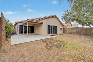 2210 E Menadota Dr, Phoenix, AZ 85024 - Photo 33
