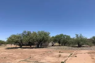 10193 E Windtalker Rd, Hereford, AZ 85615 - Photo 19