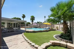 10613 W Meade Dr, Sun City, AZ 85351 - Photo 5