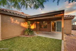10524 W Country Club Trail, Peoria, AZ 85383 - Photo 23