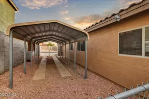 10524 W Country Club Trail, Peoria, AZ 85383 - Photo 3