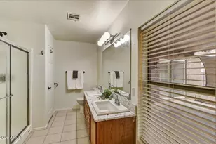 10524 W Country Club Trail, Peoria, AZ 85383 - Photo 21