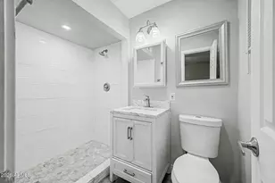 7332 N 17th Ave, Phoenix, AZ 85021 - Photo 11