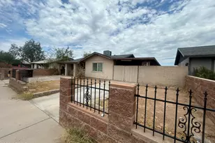 4732 E Hidalgo Ave, Phoenix, AZ 85040 - Photo 1