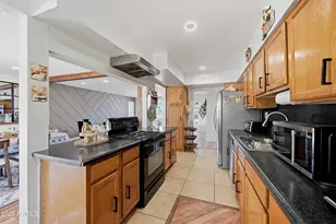 7018 E Exmoor Dr, Mesa, AZ 85208 - Photo 9