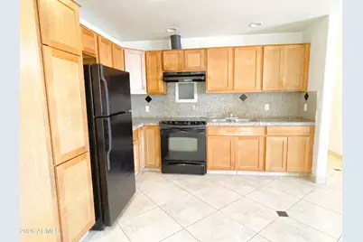 2019 E Saint Anne Avenue, Phoenix, AZ 85042 - Photo 7