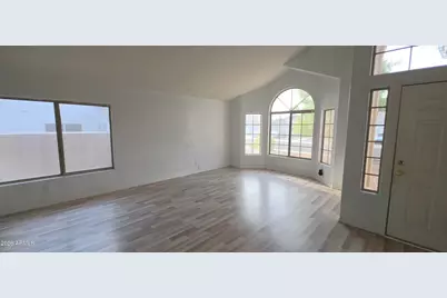 13423 W Ironwood Street, Surprise, AZ 85374 - Photo 3