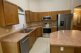 8862 W Shaw Butte Dr, Peoria, AZ 85345 - Photo 13