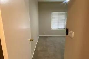 8862 W Shaw Butte Dr, Peoria, AZ 85345 - Photo 37