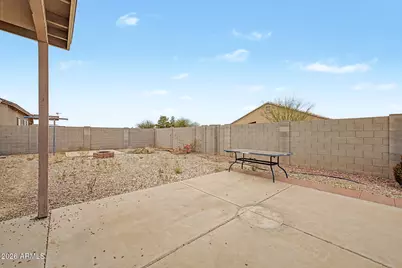 12478 W Madero Drive, Arizona City, AZ 85123 - Photo 25
