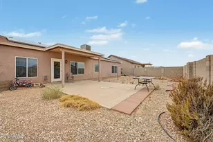 12478 W Madero Dr, Arizona City, AZ 85123 - Photo 31