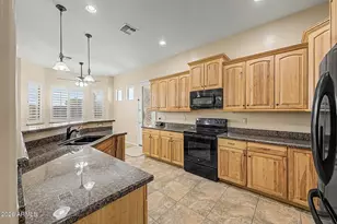 22388 N 104th Ln, Peoria, AZ 85383 - Photo 7