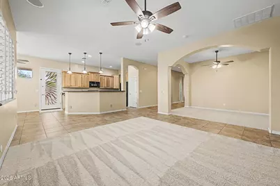 22388 N 104th Lane, Peoria, AZ 85383 - Photo 9