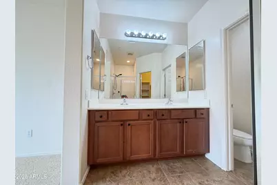 42424 N Gavilan Peak Parkway #32102, Anthem, AZ 85086 - Photo 17