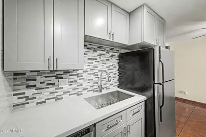 3840 N 43rd Avenue #31, Phoenix, AZ 85031 - Photo 11
