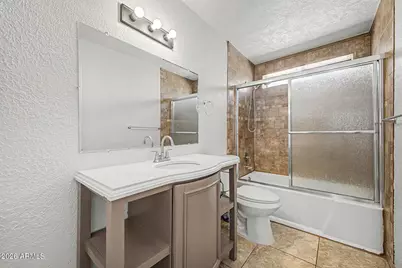3840 N 43rd Avenue #31, Phoenix, AZ 85031 - Photo 17