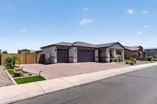 40438 W Hall Dr, Maricopa, AZ 85138 - Photo 9