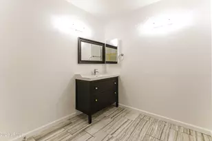9641 N 41st Dr, Phoenix, AZ 85051 - Photo 11