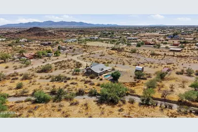 15856 W Skinner Road, Surprise, AZ 85387 - Photo 29
