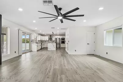 9402 N 18th Street N, Phoenix, AZ 85020 - Photo 5