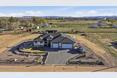 925 E Aztec Drive, Chino Valley, AZ 86323 - Photo 5