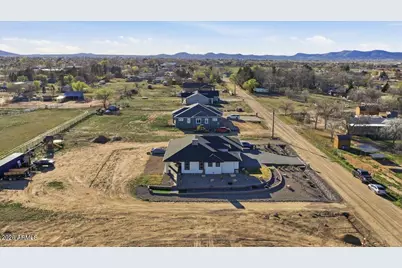 925 E Aztec Drive, Chino Valley, AZ 86323 - Photo 7