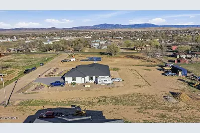 925 E Aztec Drive, Chino Valley, AZ 86323 - Photo 11