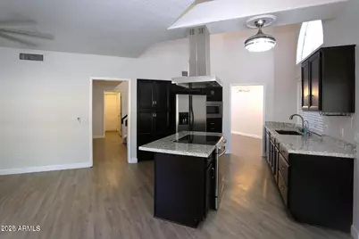 924 E Manor Drive, Chandler, AZ 85225 - Photo 17