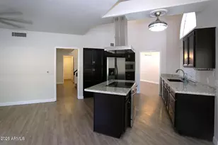 924 E Manor Dr, Chandler, AZ 85225 - Photo 17