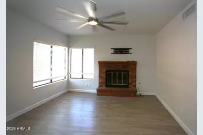 924 E Manor Drive, Chandler, AZ 85225 - Photo 7