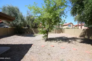 924 E Manor Dr, Chandler, AZ 85225 - Photo 35