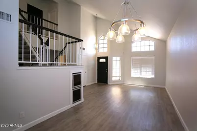 924 E Manor Drive, Chandler, AZ 85225 - Photo 5