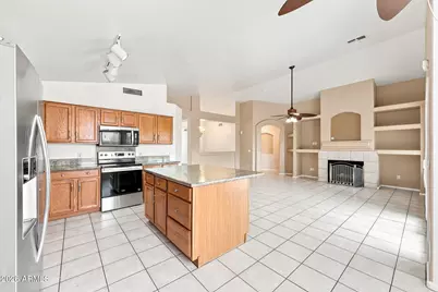 1109 E Montoya Lane, Phoenix, AZ 85024 - Photo 11