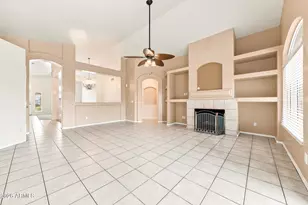 1109 E Montoya Ln, Phoenix, AZ 85024 - Photo 17
