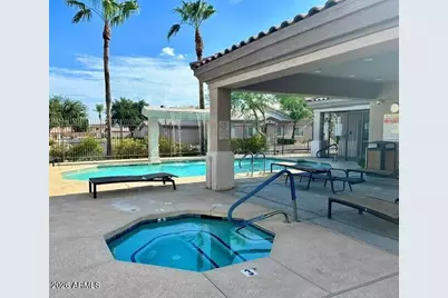 7978 W Waltann Lane, Peoria, AZ 85382 - Photo 17