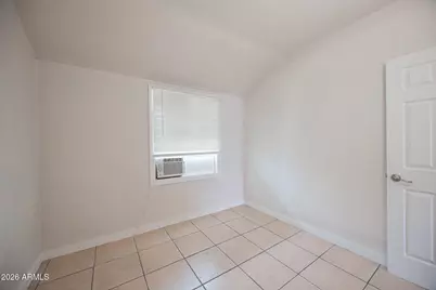 864 E Chandler Boulevard #Apt 2, Chandler, AZ 85225 - Photo 11