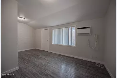 864 E Chandler Boulevard #Apt 2, Chandler, AZ 85225 - Photo 3