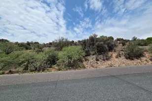 2324 S Valley Dr, Cottonwood, AZ 86326 - Photo 1