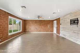 4201 W Tuckey Ln, Phoenix, AZ 85019 - Photo 13