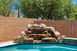 845 N Thunderbird Ave, Gilbert, AZ 85234 - Photo 41