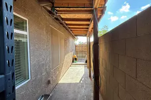 2015 N 89th Dr, Phoenix, AZ 85037 - Photo 9