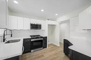 3321 E Belleview St, Phoenix, AZ 85008 - Photo 11